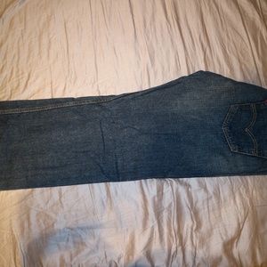 LEVI's - Straight Cut